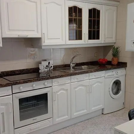 A 300 M De La Playa, Se Alquila Por Quincenas Vut4298as