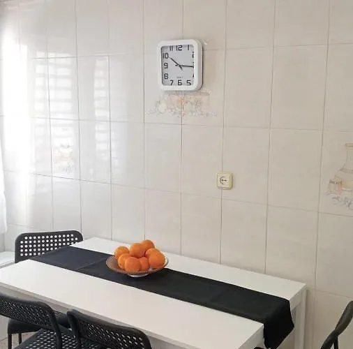 A 300 M De La Playa, Se Alquila Por Quincenas Vut4298as Gijón