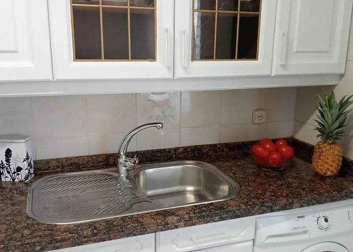 A 300 M De La Playa, Se Alquila Por Quincenas Vut4298as * Gijón