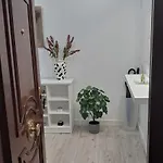 A 300 M De La Playa, Se Alquila Por Quincenas Vut4298as Apartamento