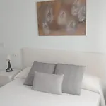A 300 M De La Playa, Se Alquila Por Quincenas Vut4298as Apartamento