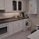 Apartamento A 300 M De La Playa, Se Alquila Por Quincenas Vut4298as