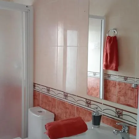 A 300 M De La Playa, Se Alquila Por Quincenas Vut4298as * Gijón