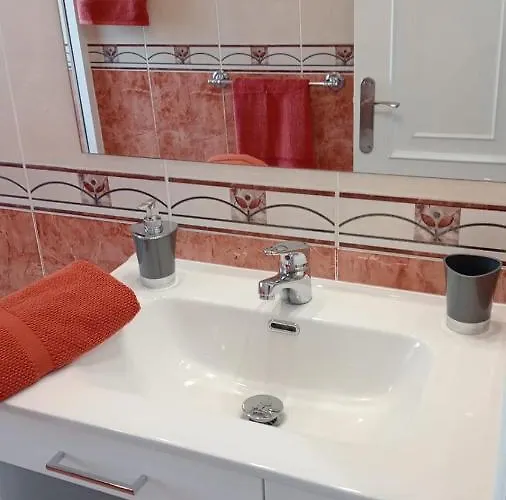 A 300 M De La Playa, Se Alquila Por Quincenas Vut4298as דירה