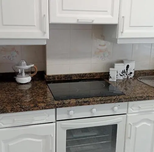 A 300 M De La Playa, Se Alquila Por Quincenas Vut4298as