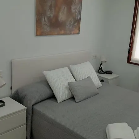 Apartment A 300 M De La Playa, Se Alquila Por Quincenas *