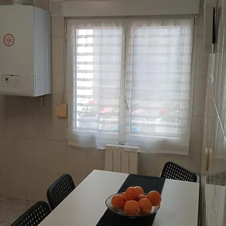 A 300 M De La Playa, Se Alquila Por Quincenas Apartment